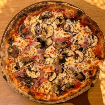 Pizza Regina